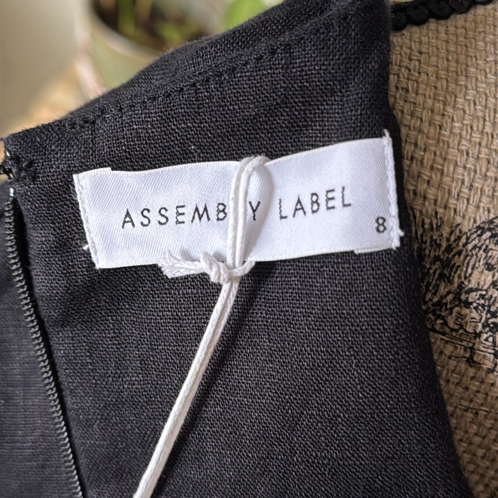 Assembly Label Eira Linen Dress - Picture 10 of 14